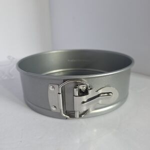 NWOT Food Network Pressure Cooker Springform 7" Cake Pan